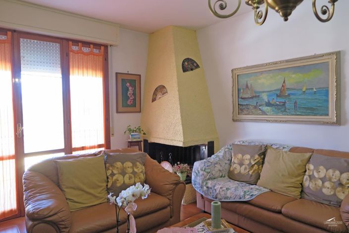 Image No.2-Appartement de 2 chambres à vendre à Villafranca in Lunigiana