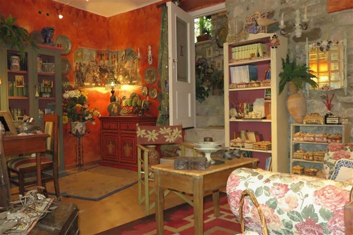 Image No.7-2 Bed Village House for sale