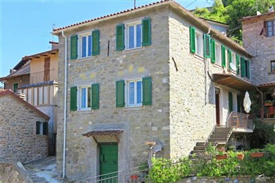Lunigiana2000 most sold property