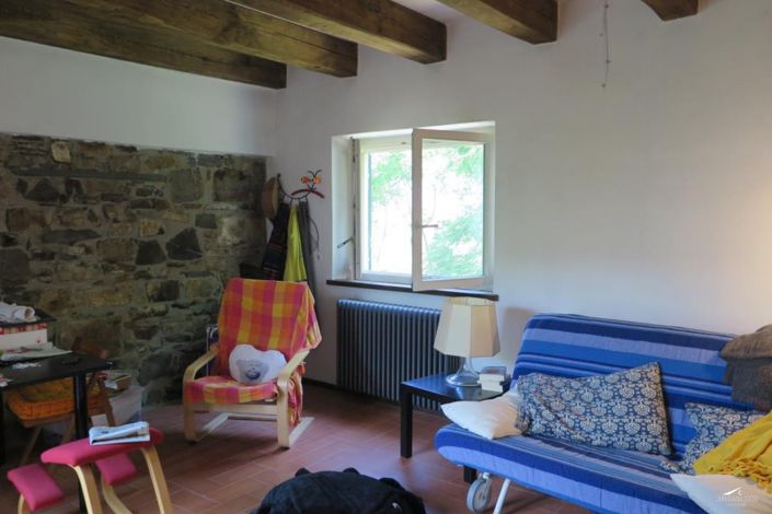 Image No.4-6 Bed Property for sale