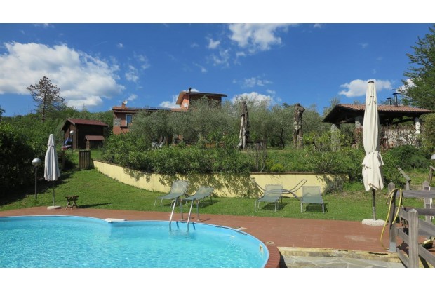 Image No.10-5 Bed Farmhouse for sale