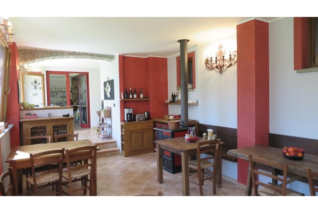 Image No.17-5 Bed Farmhouse for sale