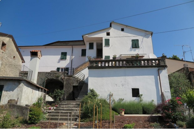 Image No.1-2 Bed Townhouse for sale