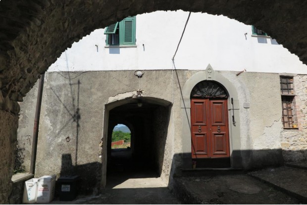 Image No.12-2 Bed Townhouse for sale