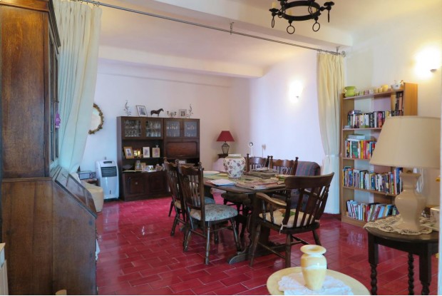 Image No.13-2 Bed Townhouse for sale