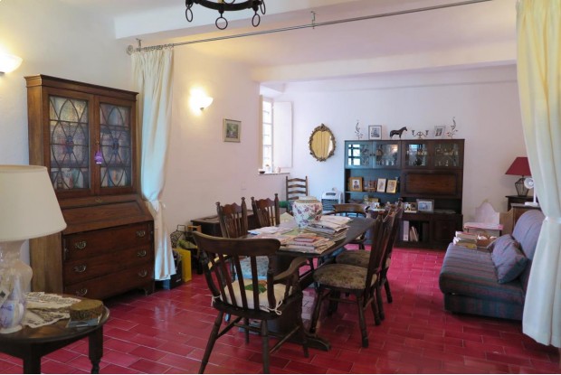 Image No.14-2 Bed Townhouse for sale