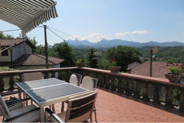 Image No.15-2 Bed Townhouse for sale