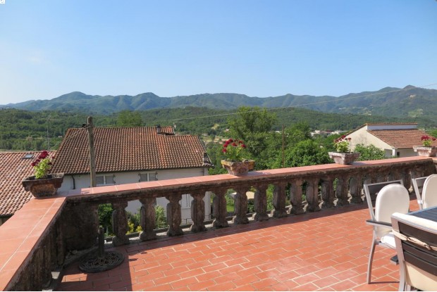 Image No.16-2 Bed Townhouse for sale