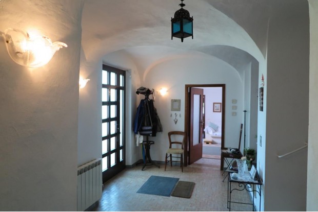 Image No.3-2 Bed Townhouse for sale