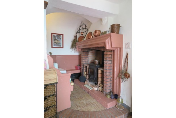 Image No.9-2 Bed Townhouse for sale