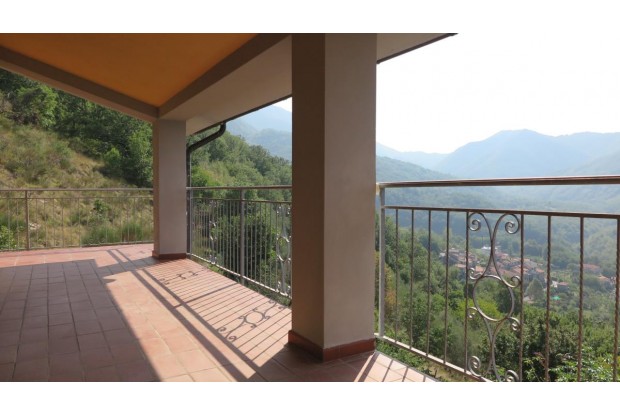 Image No.8-1 Bed House for sale