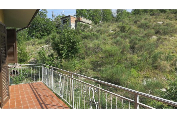 Image No.9-1 Bed House for sale