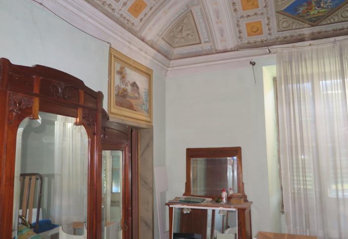 Image No.13-7 Bed Villa / Detached for sale