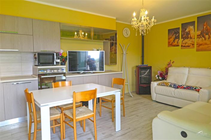 Image No.3-3 Bed Property for sale