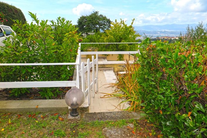 Image No.34-3 Bed Property for sale