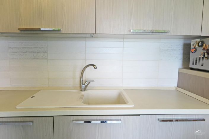 Image No.8-3 Bed Property for sale