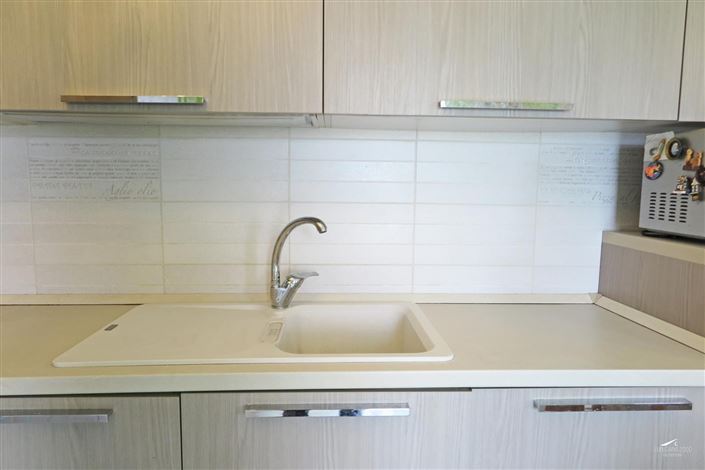 Image No.8-3 Bed Property for sale