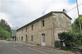 Photo 0