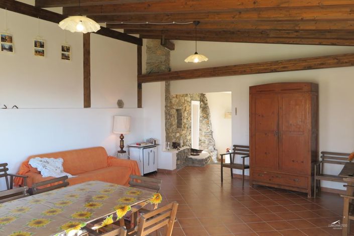 Image No.13-1 Bed Farmhouse for sale