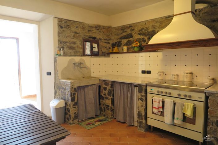 Image No.16-1 Bed Farmhouse for sale