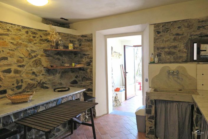 Image No.17-1 Bed Farmhouse for sale