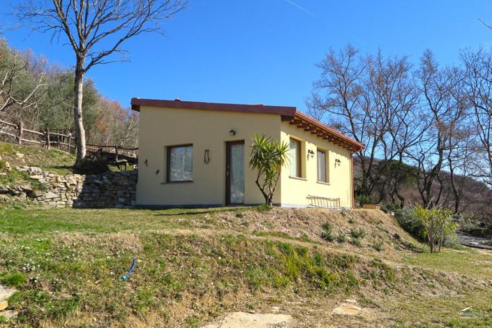 Image No.4-1 Bed Farmhouse for sale