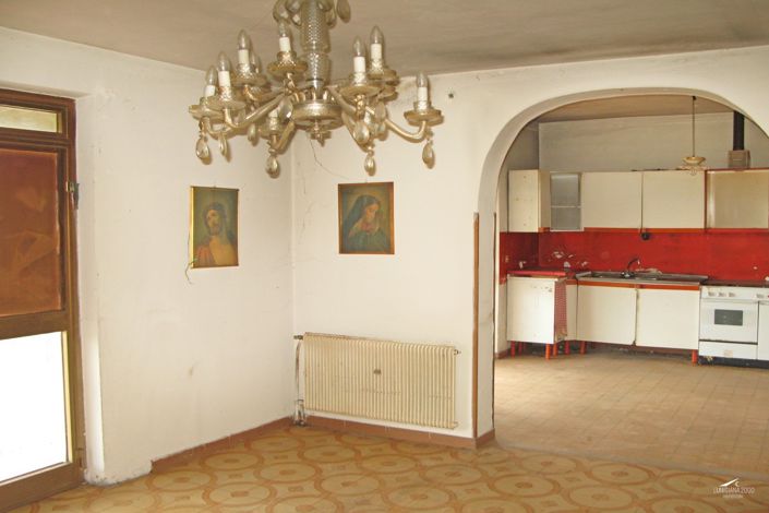 Image No.17-2 Bed Property for sale