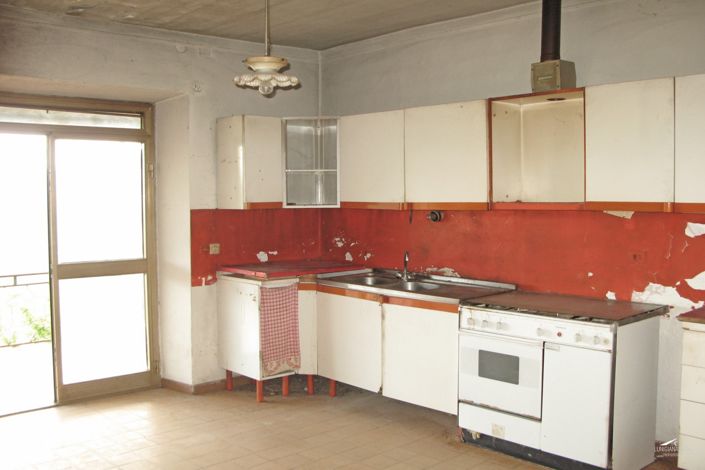 Image No.3-Propriété de 2 chambres à vendre à Filattiera