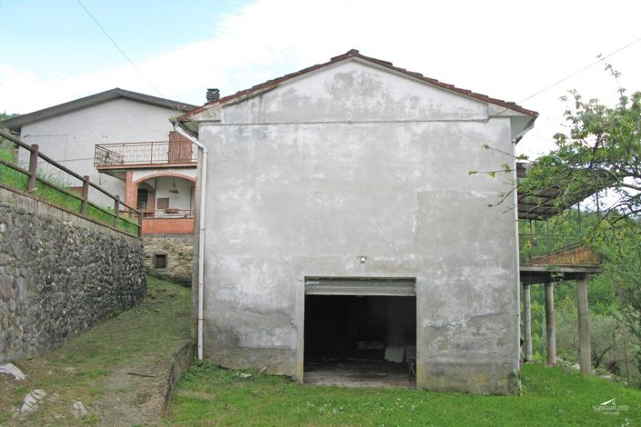 Image No.28-2 Bed Property for sale