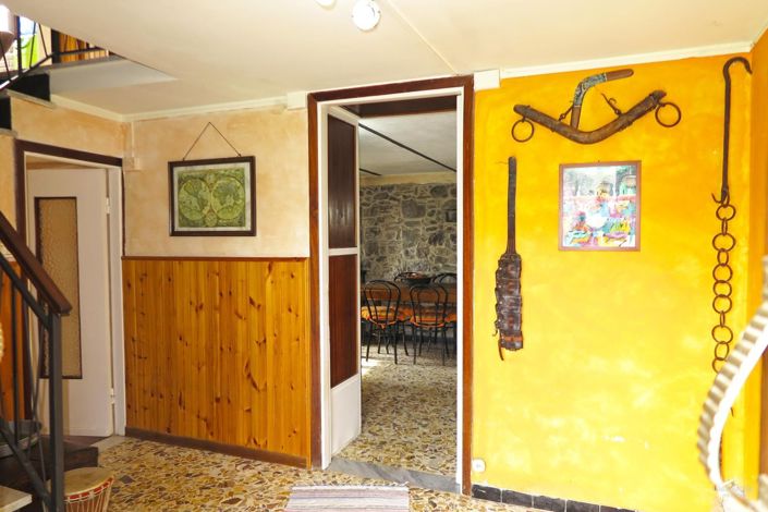 Image No.4-2 Bed Property for sale