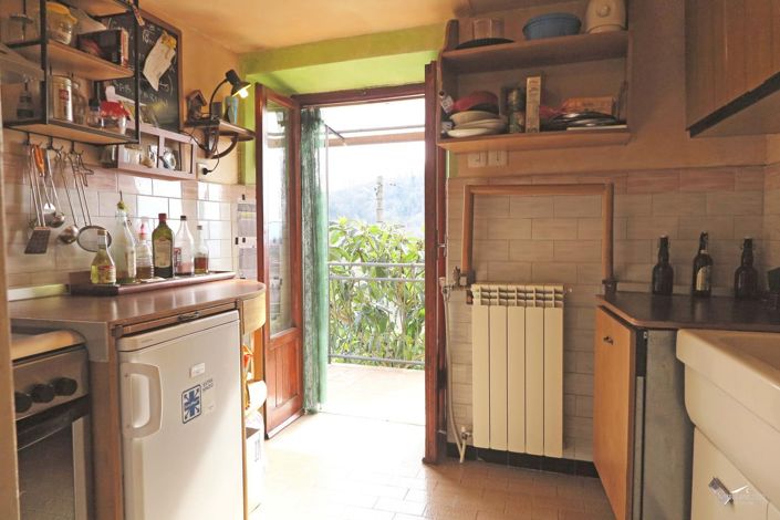 Image No.9-2 Bed Property for sale