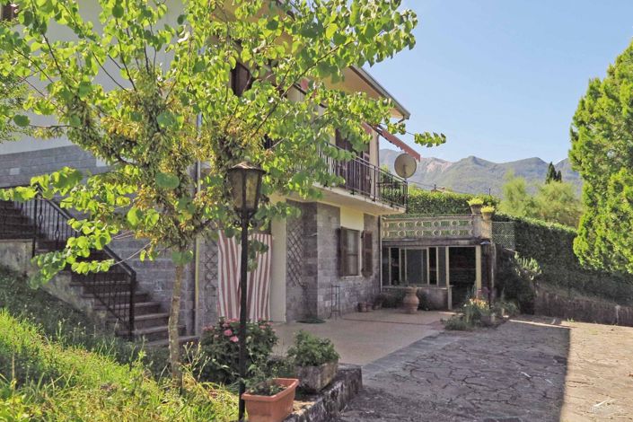 Image No.2-Propriété de 3 chambres à vendre à Casola in Lunigiana