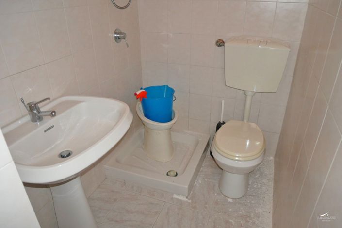 Image No.14-4 Bed Property for sale
