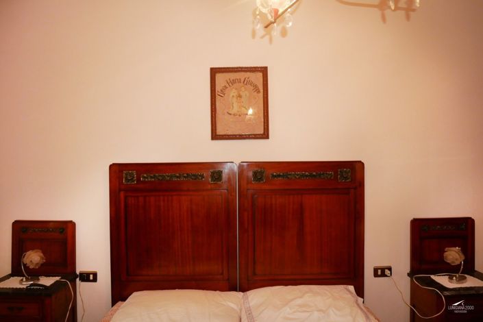 Image No.25-4 Bed Property for sale