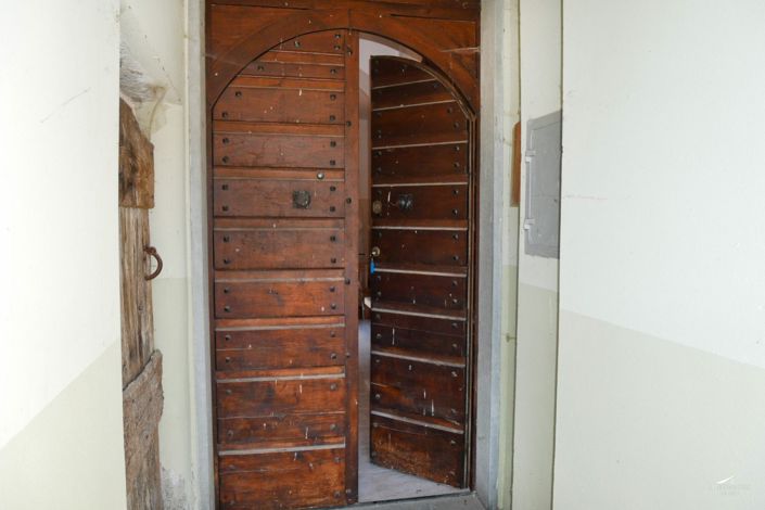 Image No.5-4 Bed Property for sale