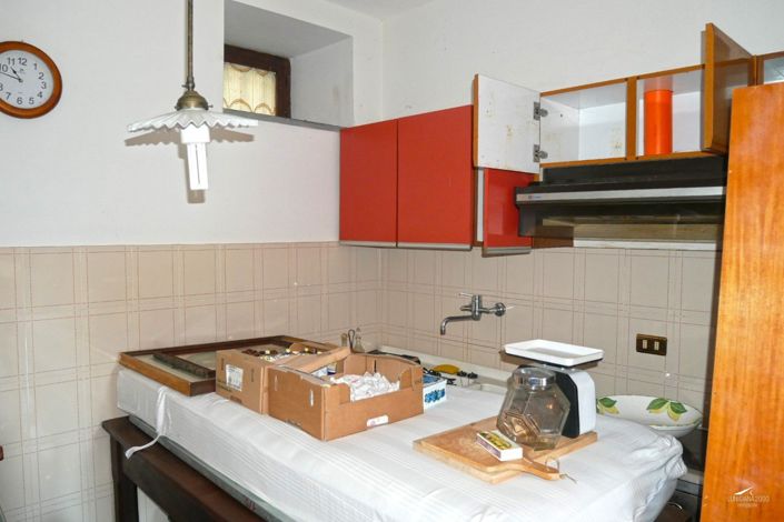 Image No.9-4 Bed Property for sale