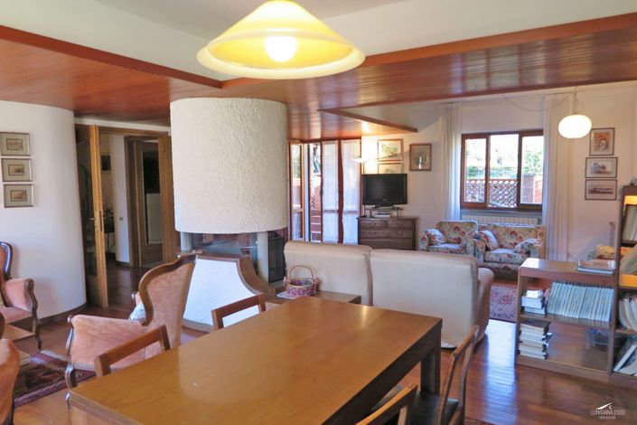 Image No.13-5 Bed Property for sale