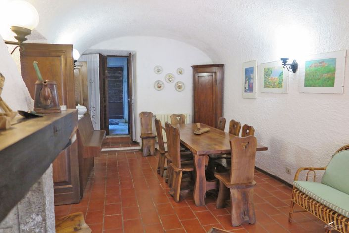 Image No.6-Propriété de 5 chambres à vendre à Bagnone