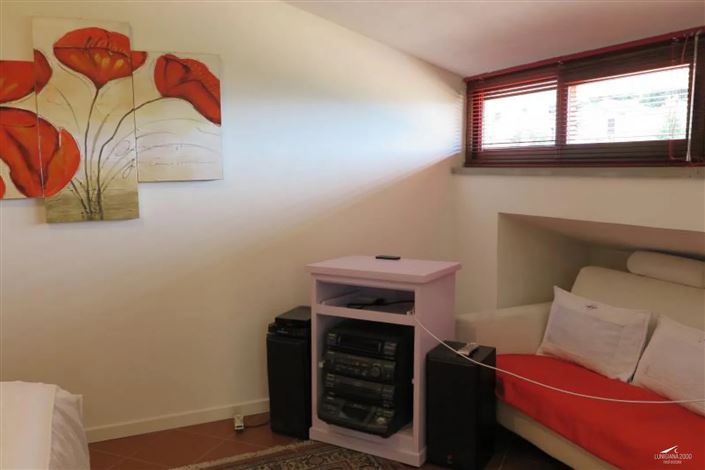 Image No.17-3 Bed Property for sale