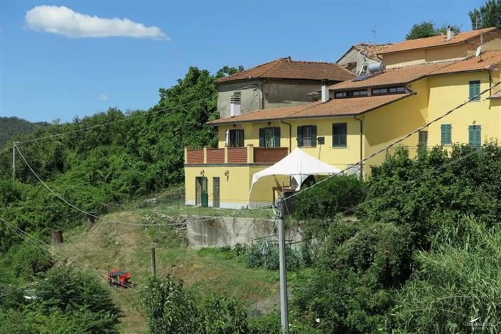 Image No.2-3 Bed Property for sale