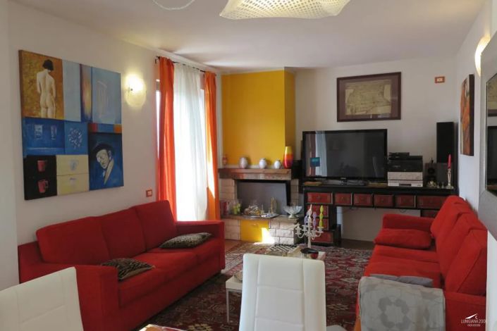 Image No.6-Propriété de 3 chambres à vendre à Podenzana