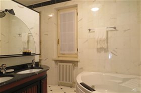 Image No.17-Propriété de 3 chambres à vendre à Bagnone