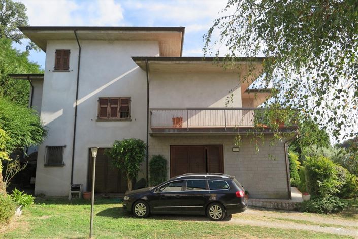 Image No.3-3 Bed Property for sale