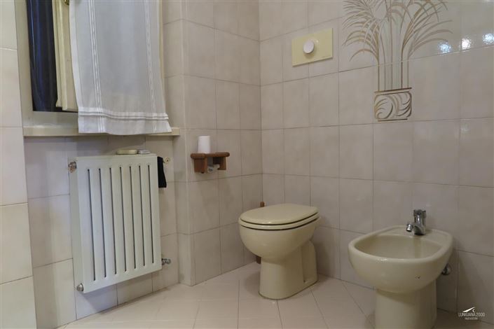 Image No.35-3 Bed Property for sale