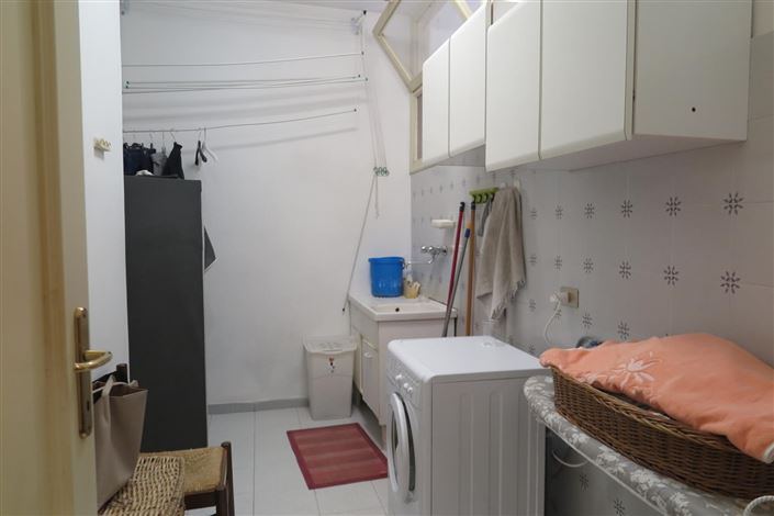 Image No.38-3 Bed Property for sale