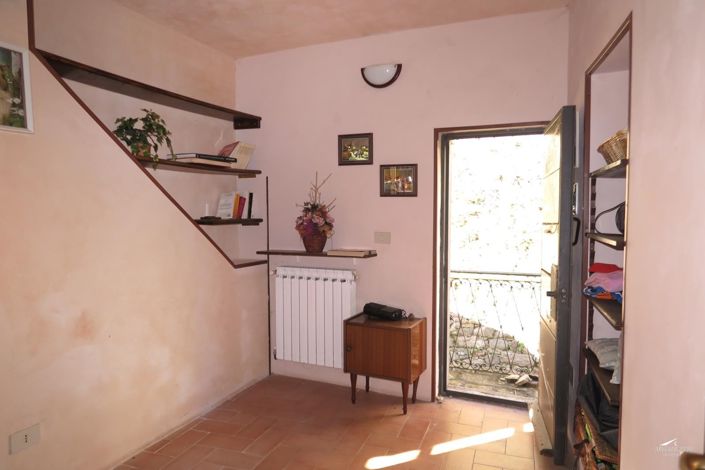 Image No.21-Propriété de 3 chambres à vendre à Bagnone