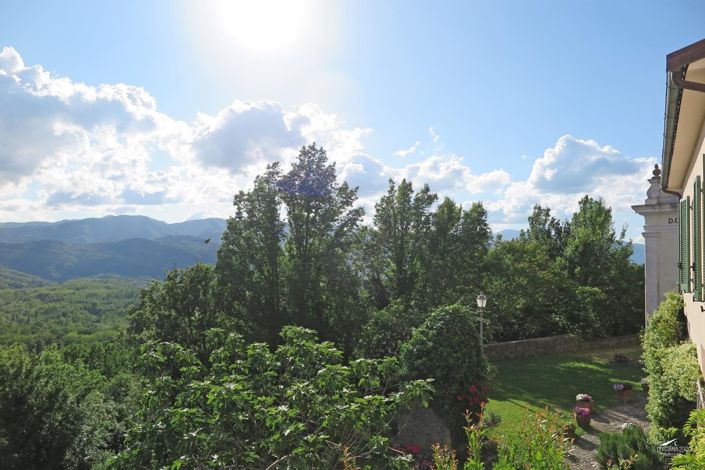 Image No.34-3 Bed Property for sale