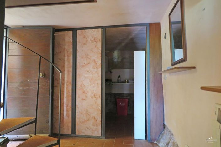 Image No.6-3 Bed Property for sale