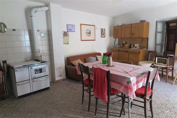 Image No.7-2 Bed Property for sale