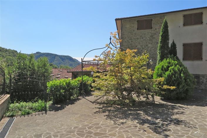 Image No.27-2 Bed Property for sale